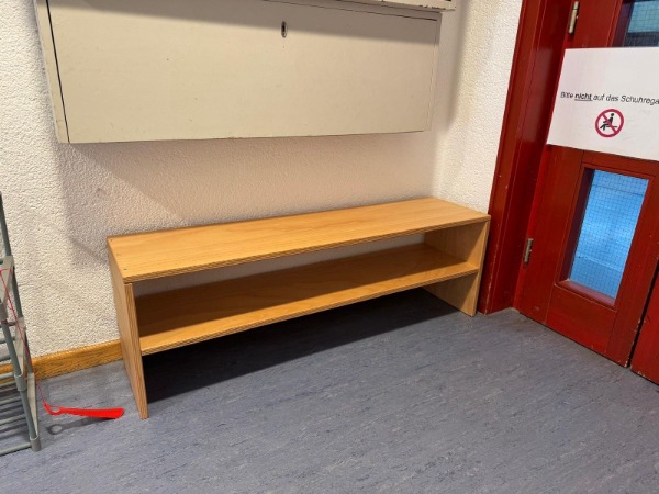 Schuhregal Schreinerei Jürgen Heuner aus Hausen